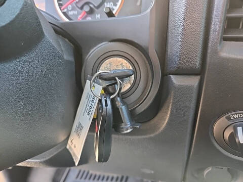 2011 Nissan Titan SV