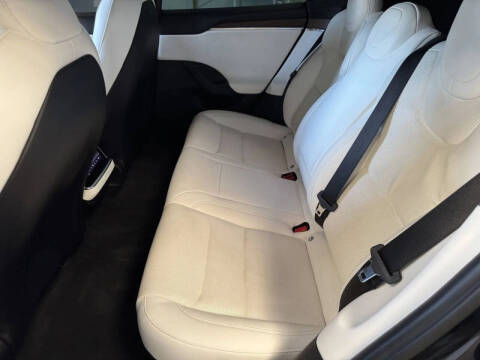 2022 Tesla Model S