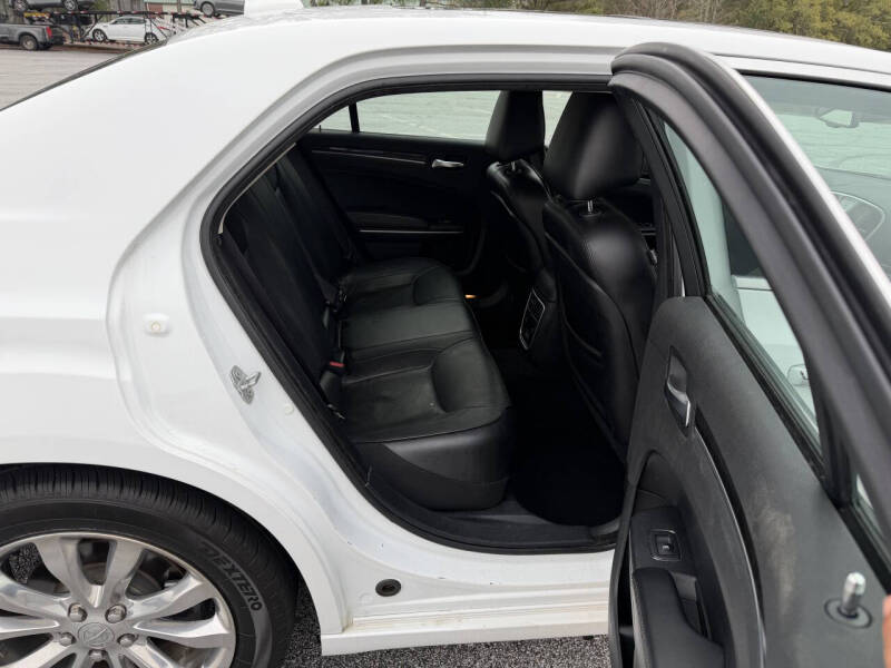 2019 Chrysler 300 Limited