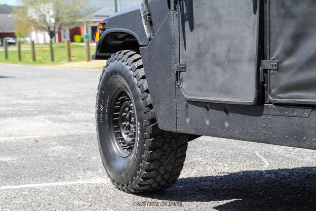 2014 AM General Hummer