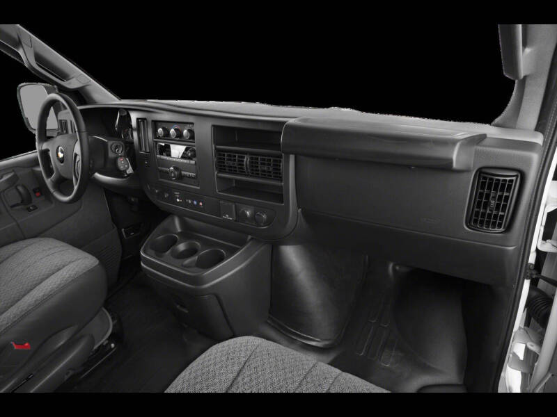 2025 Chevrolet Express 2500