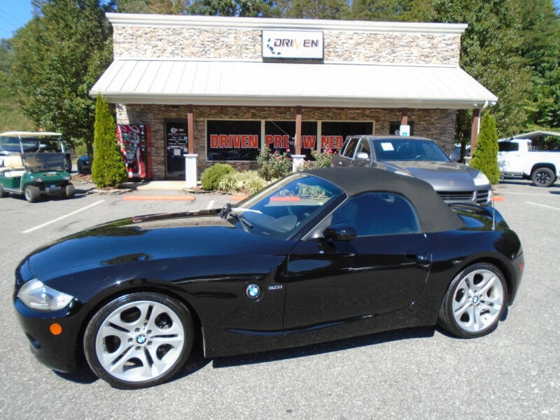 2005 BMW Z4 for sale at Driven Pre-Owned in Lenoir NC
