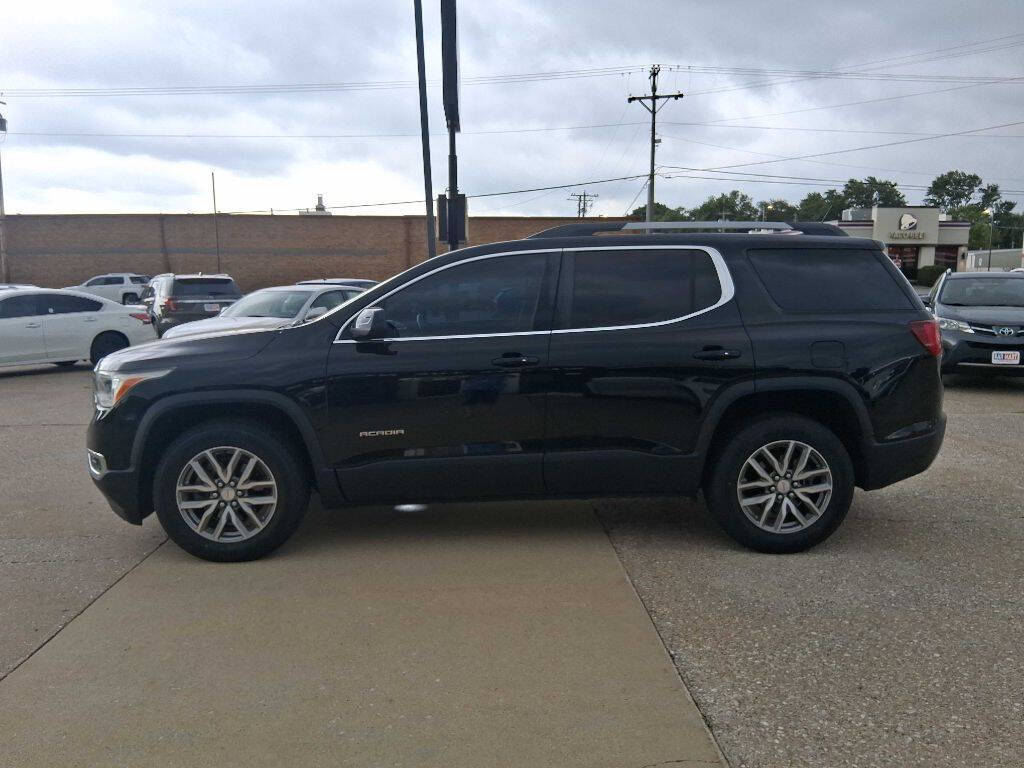 Black 2018 GMC Acadia SLE-2 SLE-2 4dr SUV 2