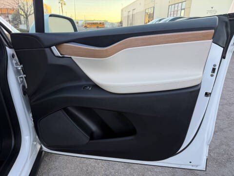 2021 Tesla Model X Long Range Plus