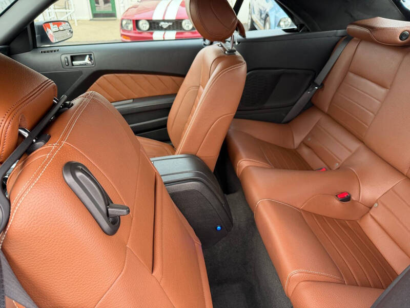 2012 Ford Mustang V6 Premium