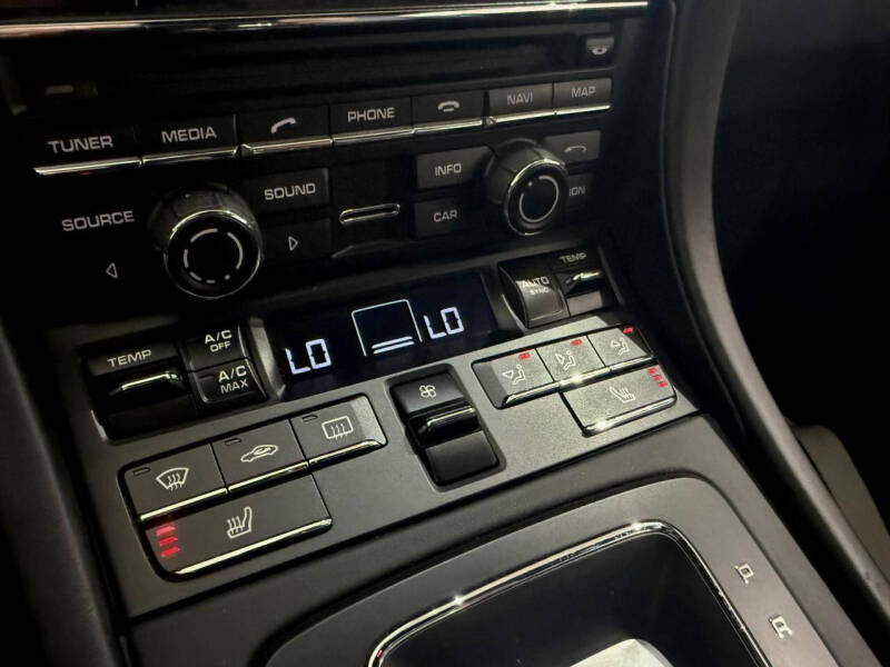 2015 Porsche Cayman GTS