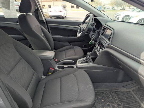 2019 Hyundai Elantra SEL