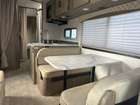 2020 Coachmen RV CAMPER