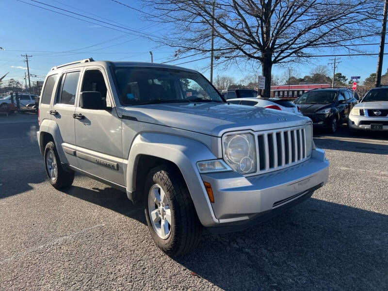 2011 Jeep Liberty Sport photo 3