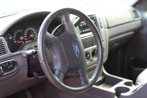 2005 Ford Explorer XLT