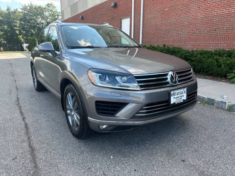 2015 Volkswagen Touareg for sale at Imports Auto Sales Inc. in Paterson NJ