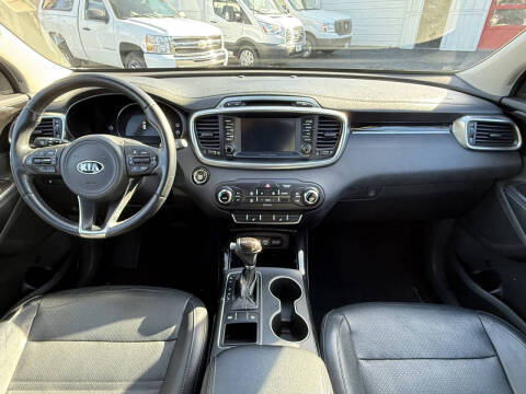 2017 Kia Sorento EX V6