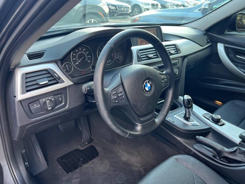 2013 BMW 3 Series 328i