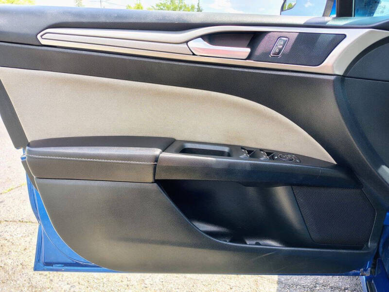 2017 Ford Fusion S