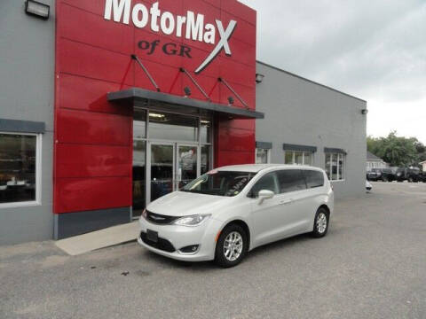 2020 Chrysler Pacifica for sale at MotorMax of GR in Grandville MI