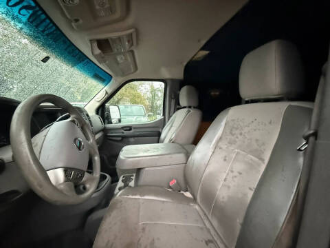 2016 Nissan NV
