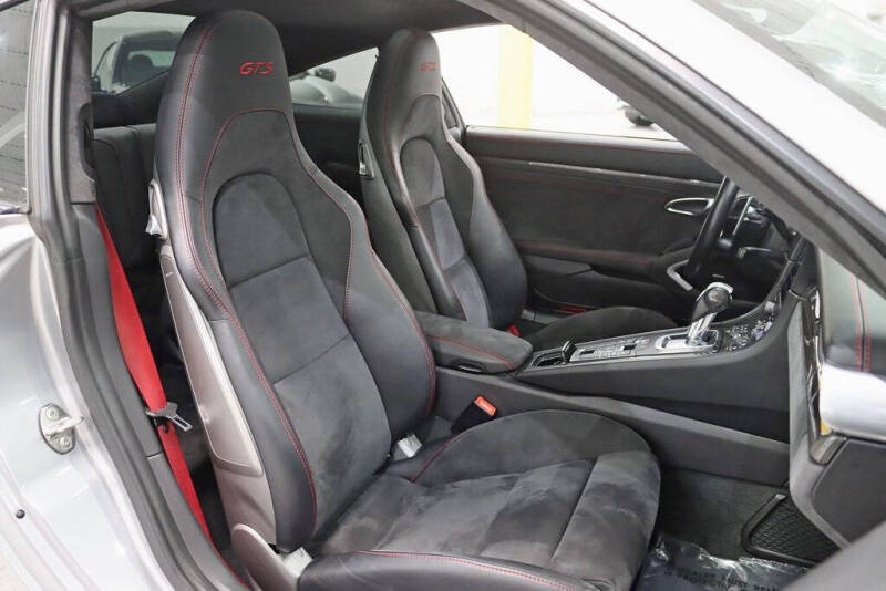 2018 Porsche 911 Carrera GTS