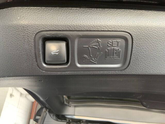 2019 Lincoln Navigator Select