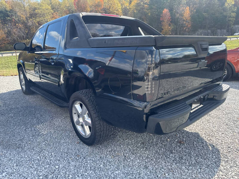 2010 Chevrolet Avalanche LS