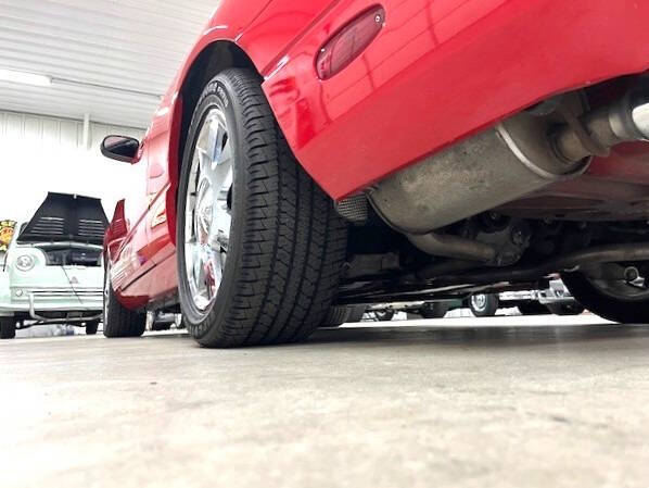 2002 Ford Thunderbird Deluxe
