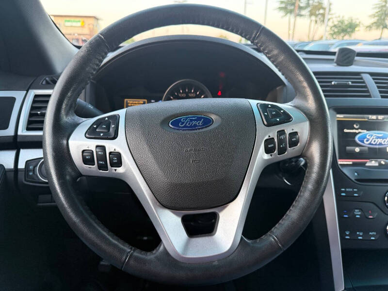 2012 Ford Explorer XLT