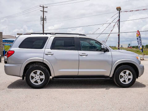 2017 Toyota Sequoia SR5