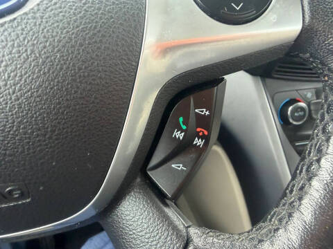 2017 Ford C-MAX Hybrid SE
