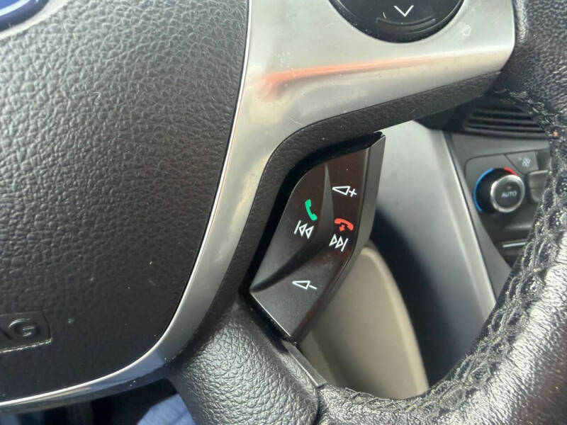 2017 Ford C-MAX Hybrid SE