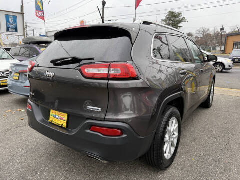 2017 Jeep Cherokee Latitude