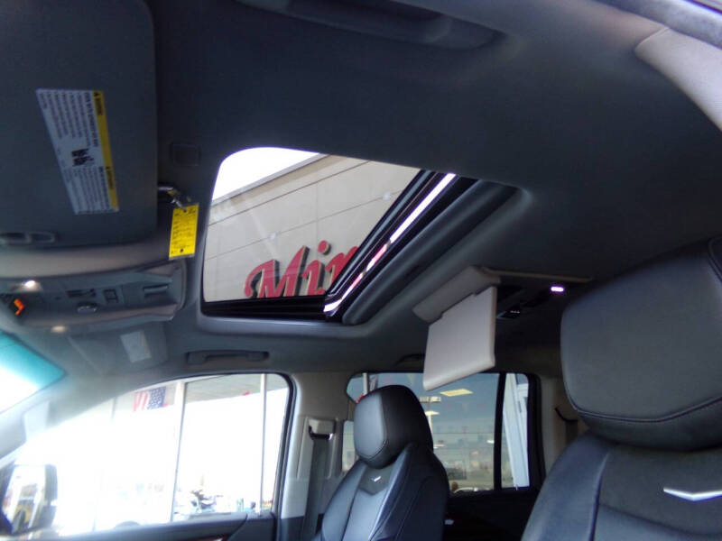 2019 Cadillac Escalade ESV Luxury