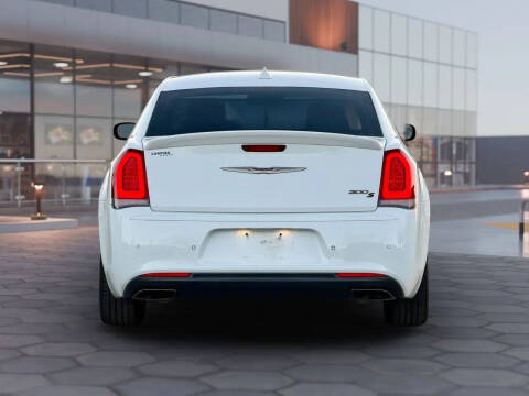 2017 Chrysler 300 S Alloy Edition