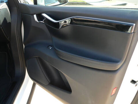 2017 Tesla Model X 75D