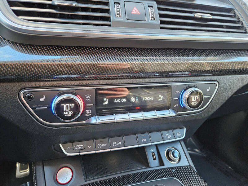 2019 Audi SQ5 3.0T quattro Premium Plus