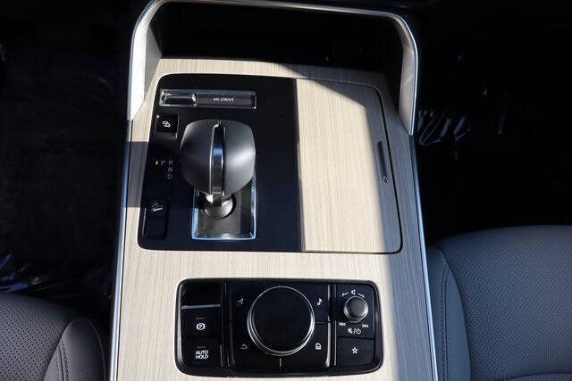 2025 Mazda CX-70 Plug-in Hybrid Premium