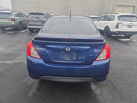 2019 Nissan Versa
