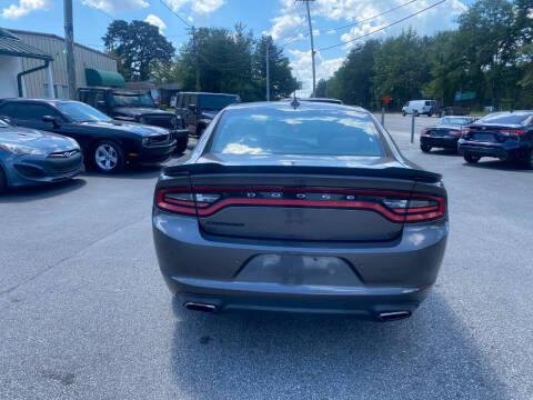2017 Dodge Charger SXT