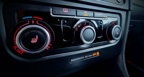 2012 Volkswagen GTI Base PZEV