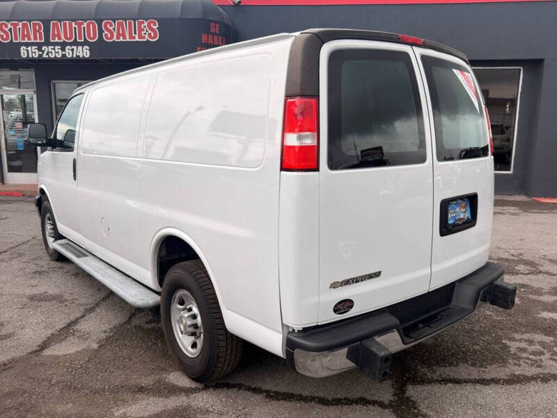 2022 Chevrolet Express 2500