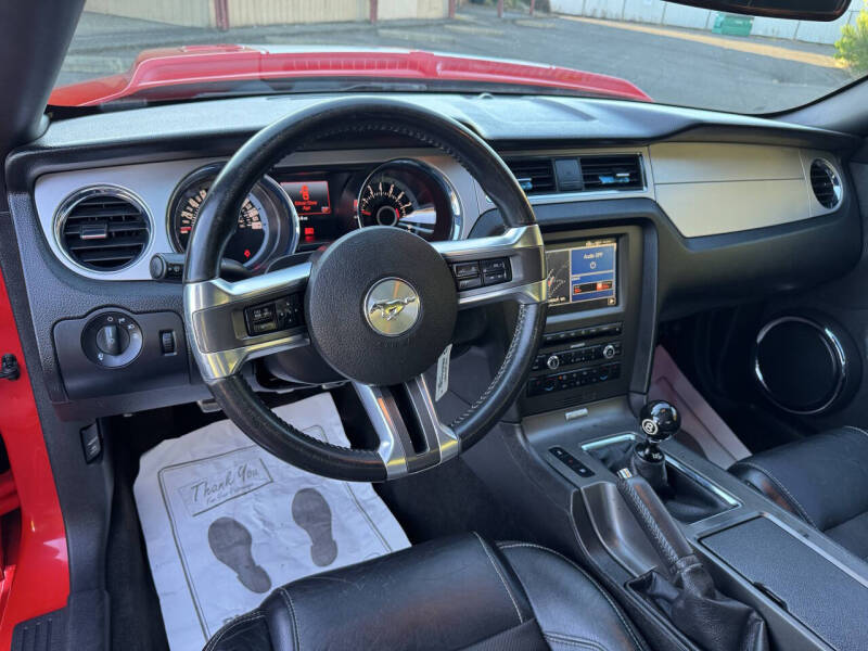 2013 Ford Mustang GT Premium