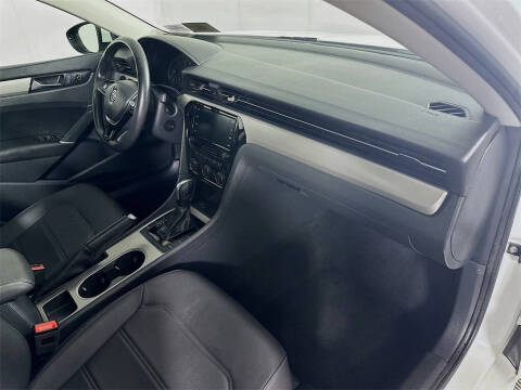 2022 Volkswagen Passat SE