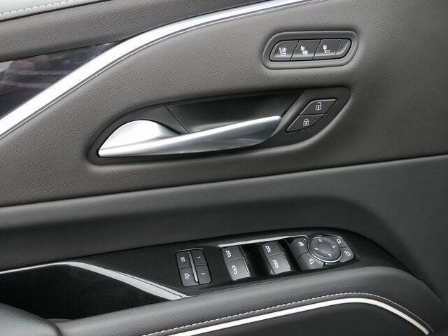 2024 Cadillac Escalade Sport