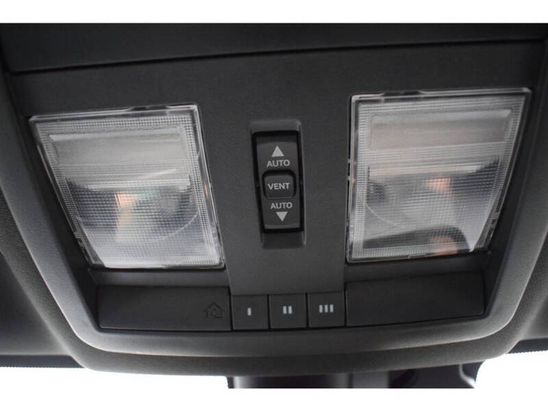 2016 Dodge Challenger R/T Plus