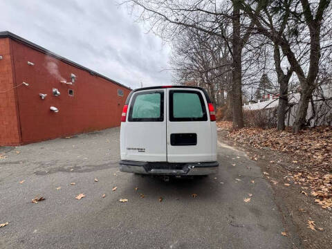 2013 GMC Savana 2500