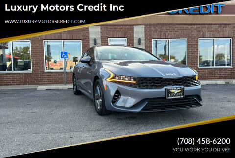 2022 Kia K5 for sale at Luxury Motors Credit, Inc. in Bridgeview IL