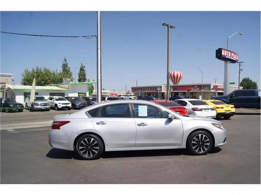 2018 Nissan Altima for sale at Auto Plaza in Fresno, CA