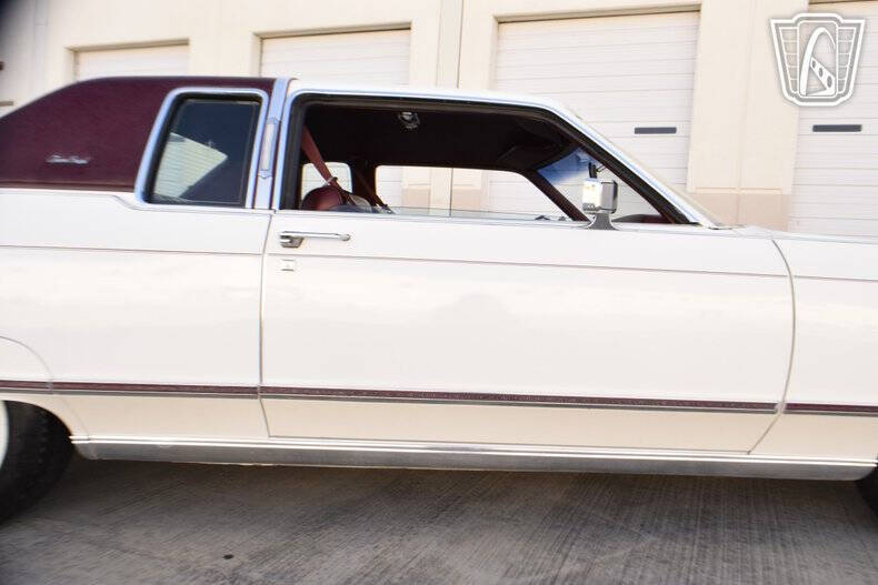 1976 Lincoln Continental