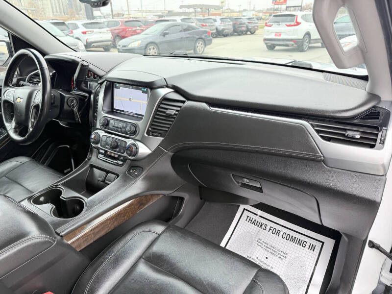 2019 Chevrolet Suburban LT