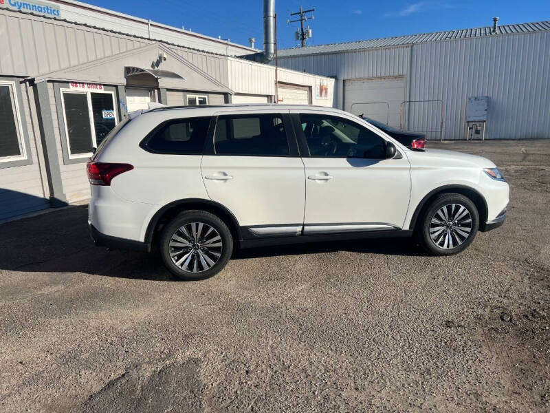 2019 Mitsubishi Outlander ES