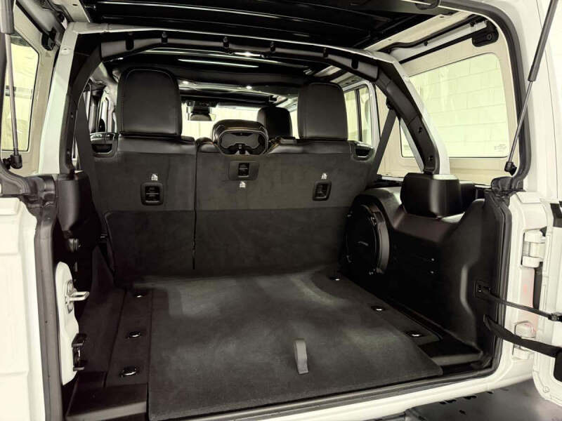 2024 Jeep Wrangler Rubicon X