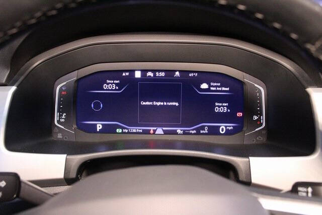 2022 Volkswagen Atlas Cross Sport V6 SEL Premium R-Line 4Motion